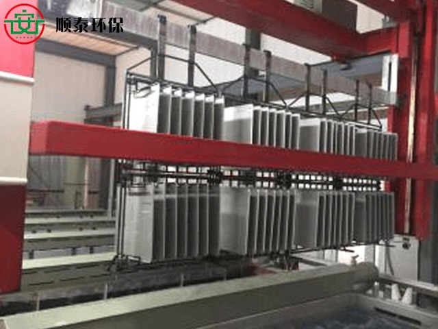 鍍鋅設備中的鋁對鍍鋅液方面的作用